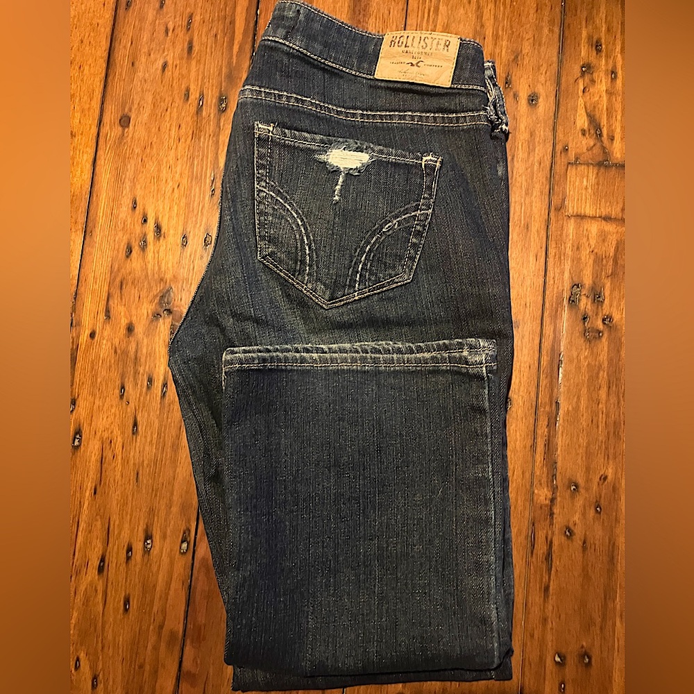 Hollister Boot Cut Jeans 28/35 never worn